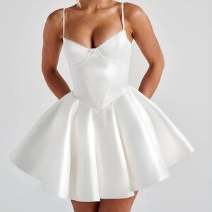 Elegant White Mini Dress